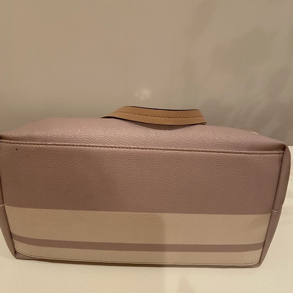 Kate Spade New York Hawthrone Lane Ryan Stripe Shoulder Tote - Picture 4 of 6